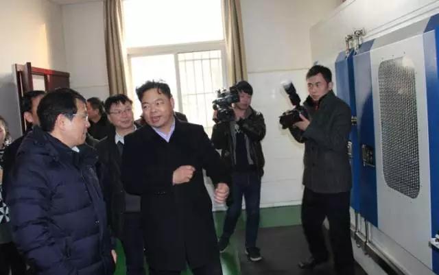 漯河市市長(zhǎng)蒿慧杰一行來(lái)我公司調(diào)研