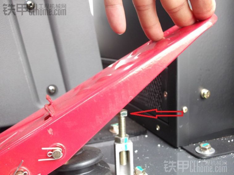 裝載機(jī)整機(jī)無力？一定是動力系統(tǒng)或液壓系統(tǒng)出了問題！