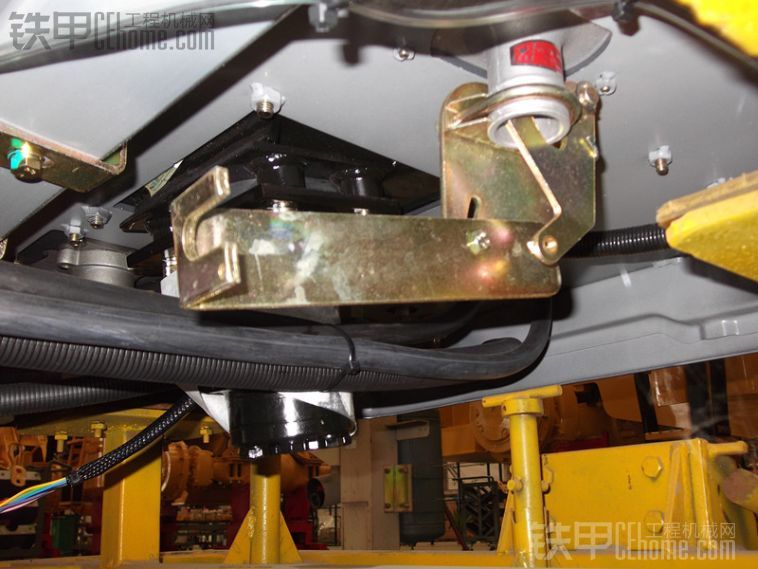 裝載機(jī)整機(jī)無力？一定是動力系統(tǒng)或液壓系統(tǒng)出了問題！